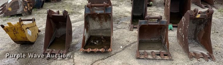 image for item DS3718 (5) buckets