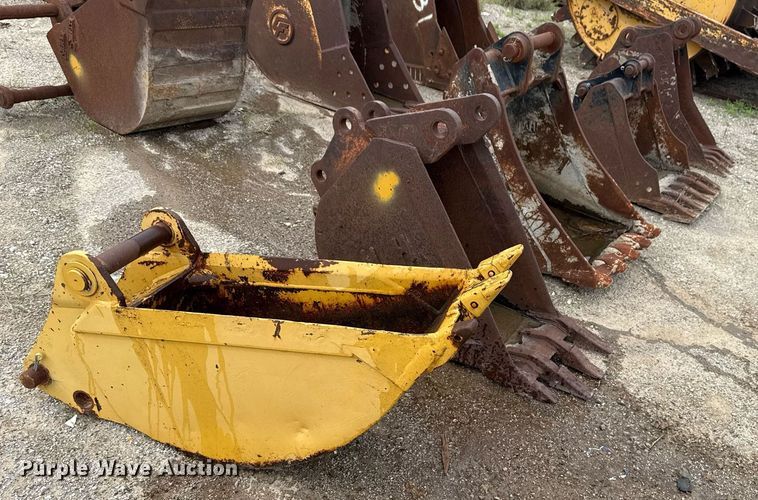 image for item DS3718 (5) buckets