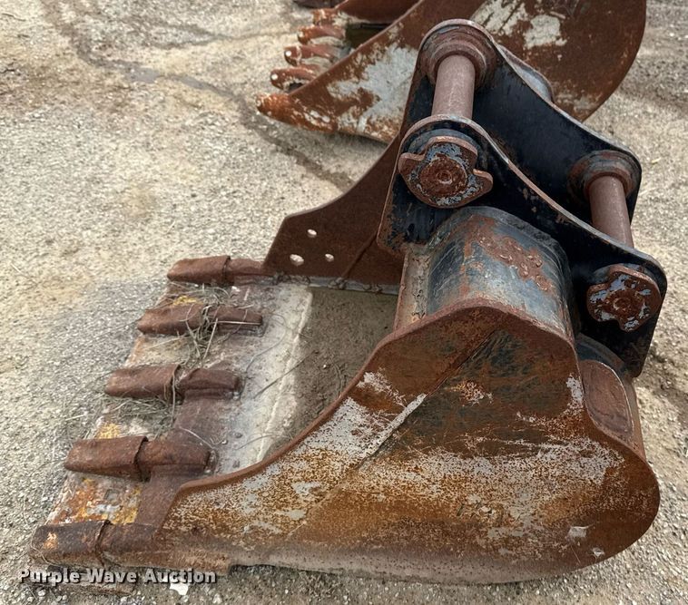 image for item DS3718 (5) buckets