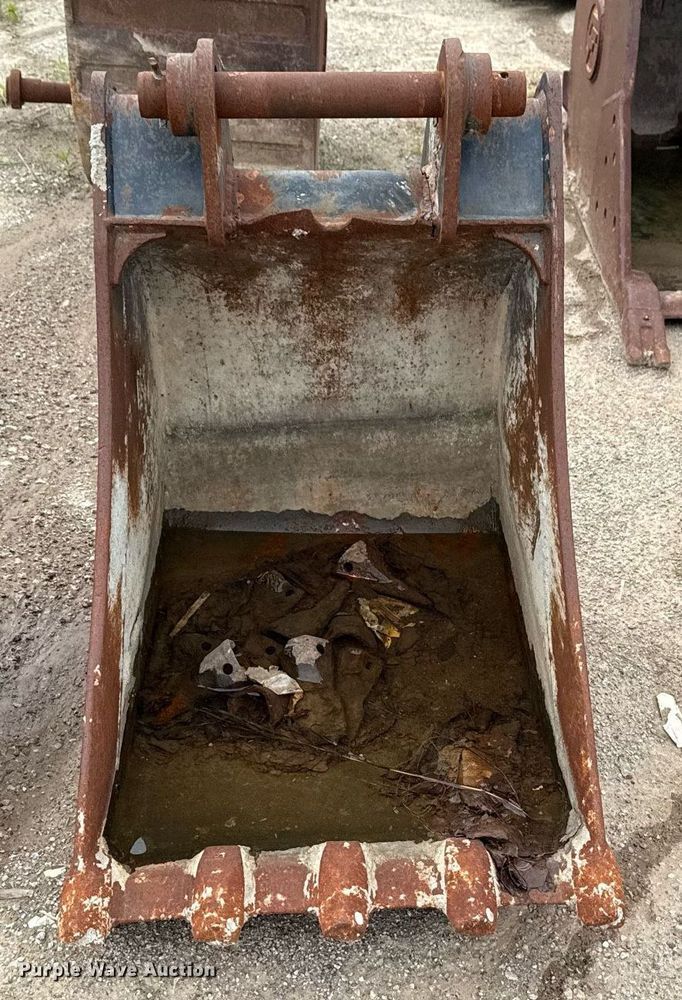 image for item DS3718 (5) buckets