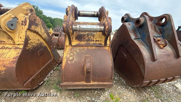 image for item DS3722 (5) buckets