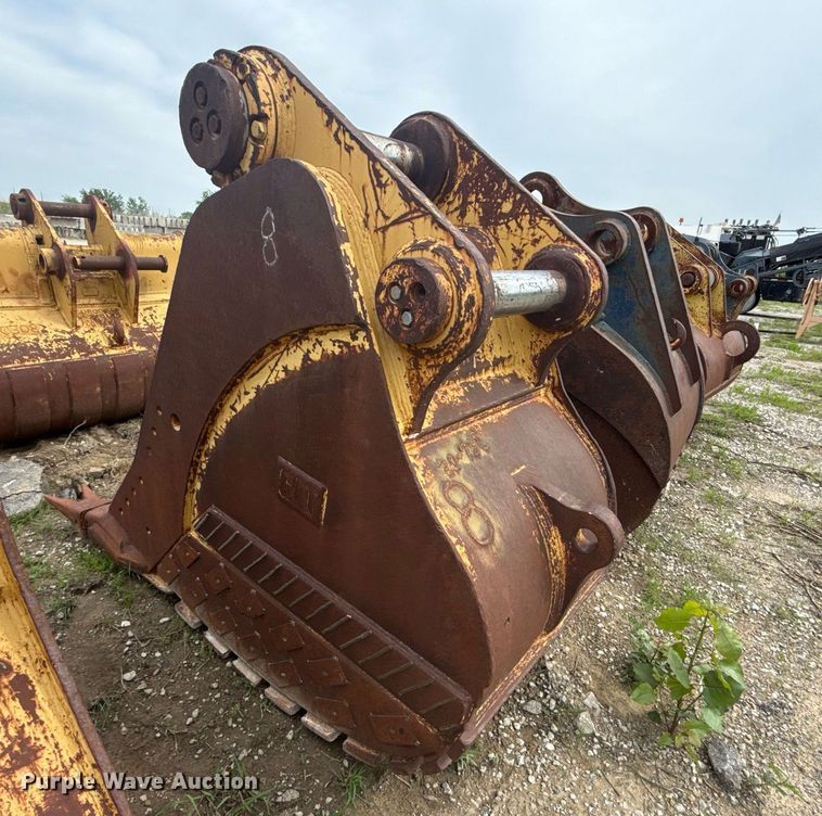 image for item DS3722 (5) buckets