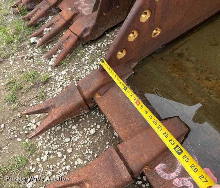 image for item DS3722 (5) buckets