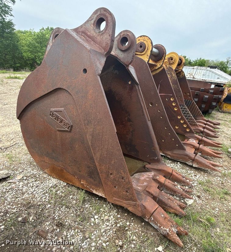 image for item DS3722 (5) buckets