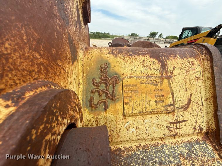 image for item DS3722 (5) buckets