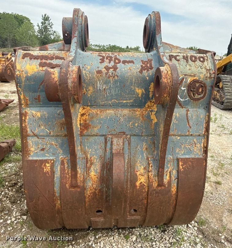 image for item DS3722 (5) buckets