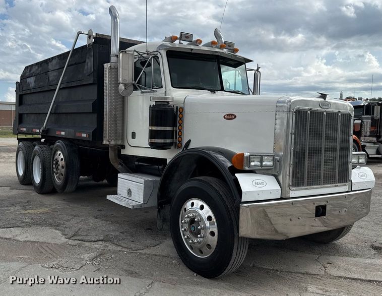 image for item DS4270 1994 Peterbilt 379 dump truck