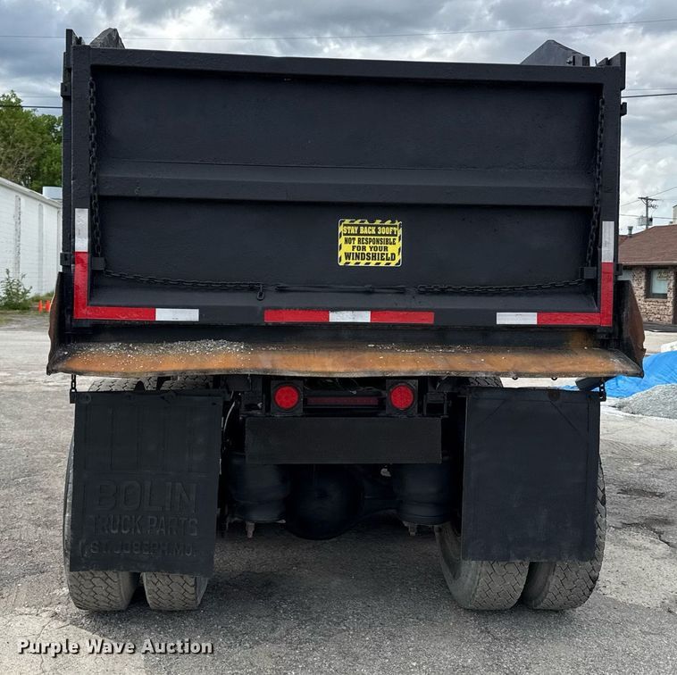 image for item DS4270 1994 Peterbilt 379 dump truck