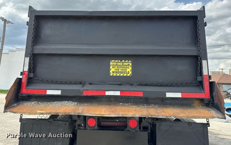 image for item DS4270 1994 Peterbilt 379 dump truck
