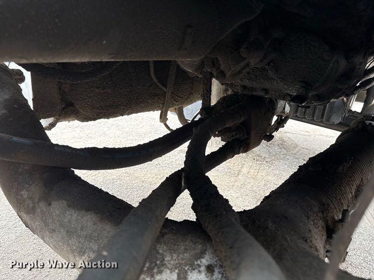 image for item DS4270 1994 Peterbilt 379 dump truck