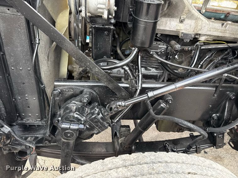 image for item DS4270 1994 Peterbilt 379 dump truck