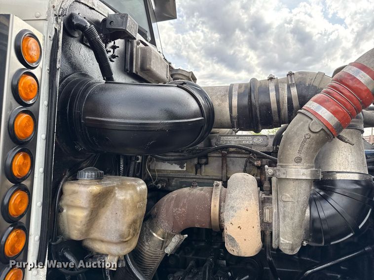 image for item DS4270 1994 Peterbilt 379 dump truck