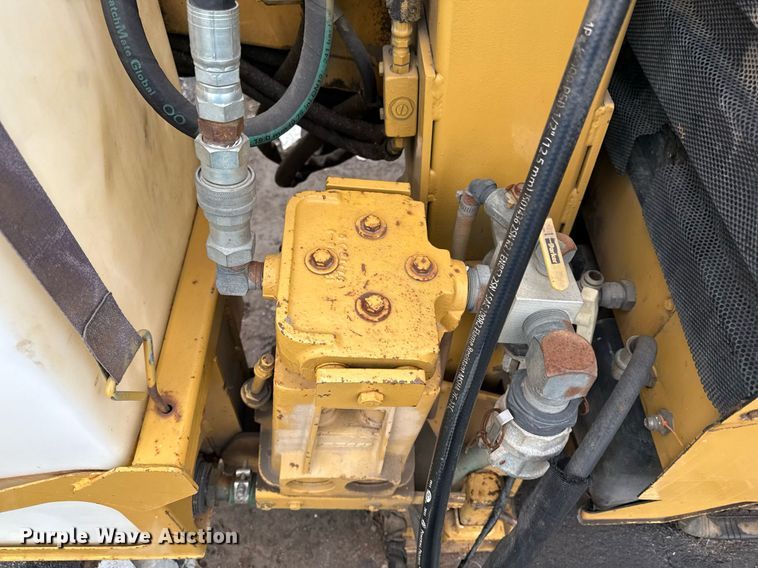 image for item DS4272 2001 Vermeer D16x20A directional boring unit