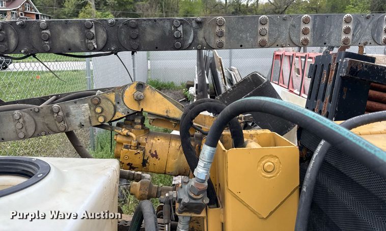 image for item DS4272 2001 Vermeer D16x20A directional boring unit