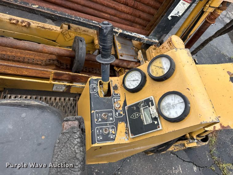 image for item DS4272 2001 Vermeer D16x20A directional boring unit