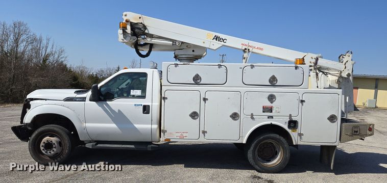 image for item DS5326 2015 Ford F450 Super Duty XL bucket truck