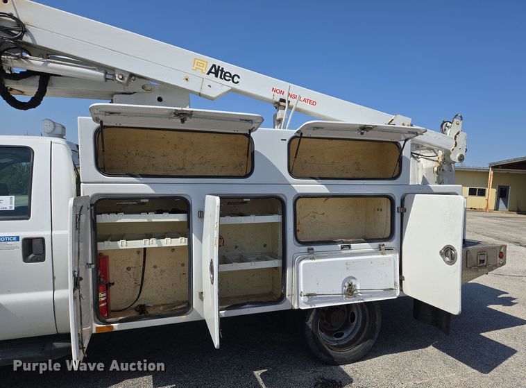 image for item DS5326 2015 Ford F450 Super Duty XL bucket truck