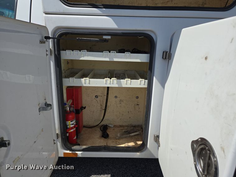 image for item DS5326 2015 Ford F450 Super Duty XL bucket truck