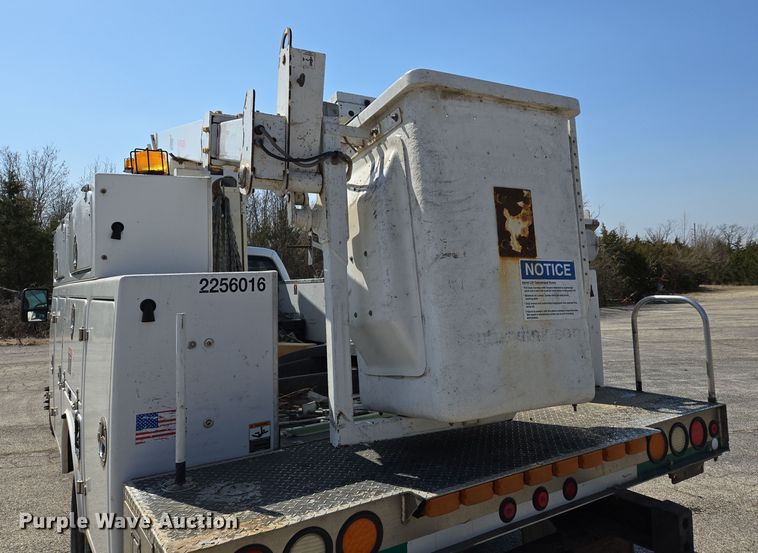 image for item DS5326 2015 Ford F450 Super Duty XL bucket truck