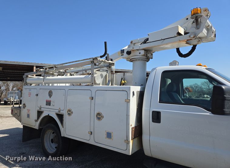 image for item DS5326 2015 Ford F450 Super Duty XL bucket truck