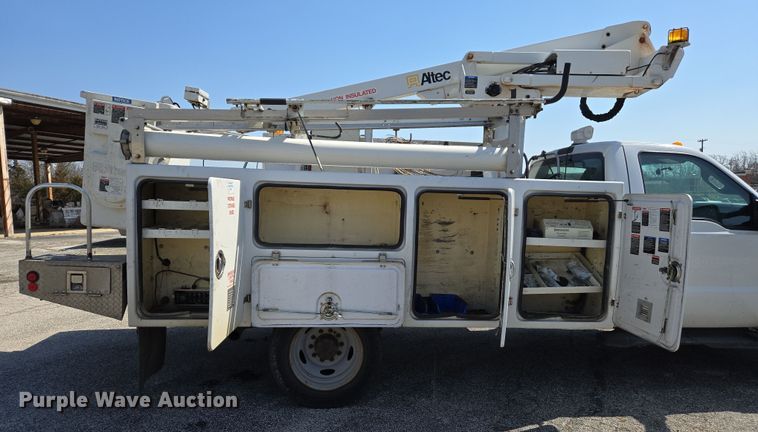 image for item DS5326 2015 Ford F450 Super Duty XL bucket truck