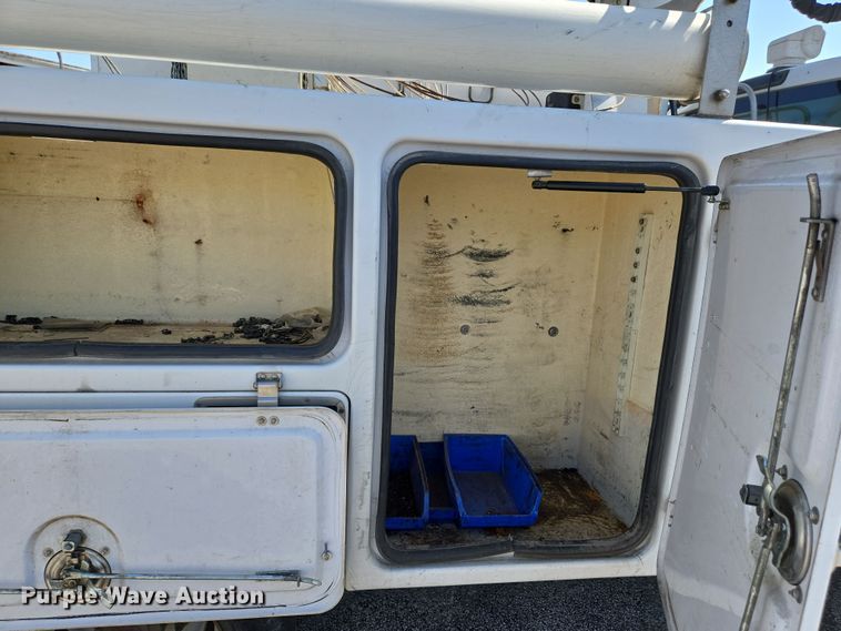 image for item DS5326 2015 Ford F450 Super Duty XL bucket truck