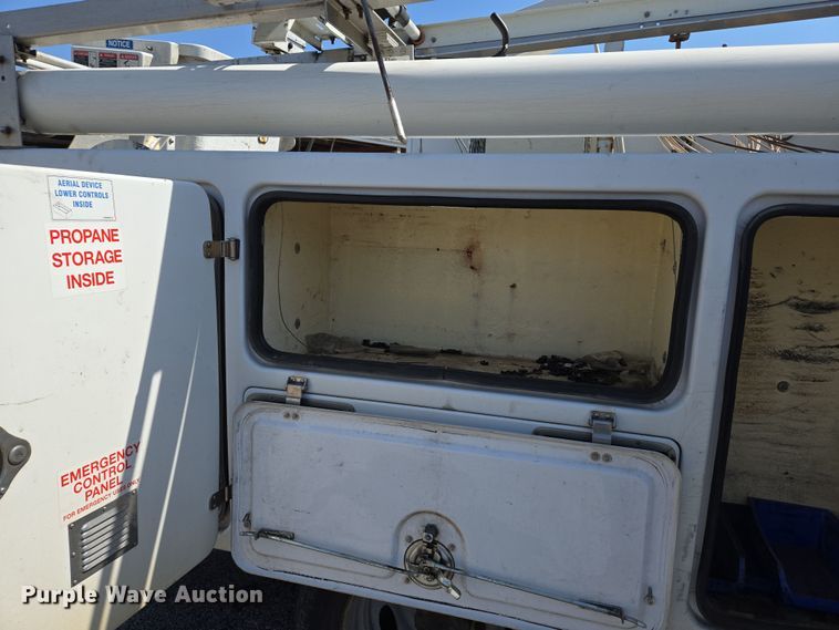 image for item DS5326 2015 Ford F450 Super Duty XL bucket truck