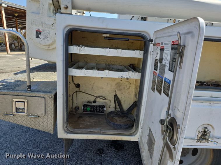 image for item DS5326 2015 Ford F450 Super Duty XL bucket truck