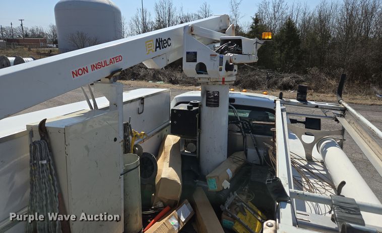 image for item DS5326 2015 Ford F450 Super Duty XL bucket truck