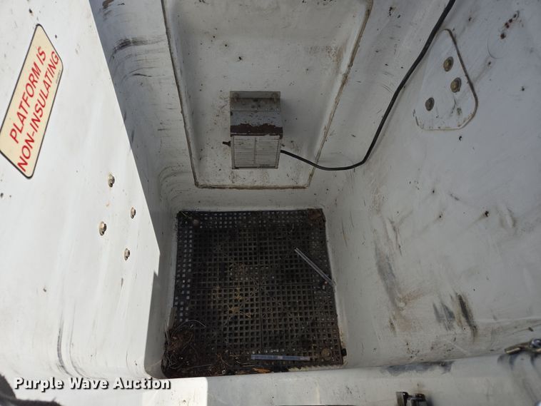 image for item DS5326 2015 Ford F450 Super Duty XL bucket truck