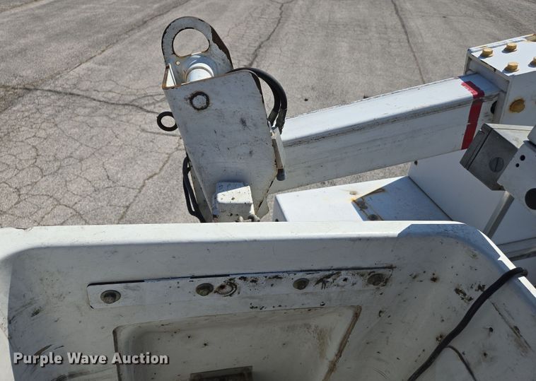 image for item DS5326 2015 Ford F450 Super Duty XL bucket truck