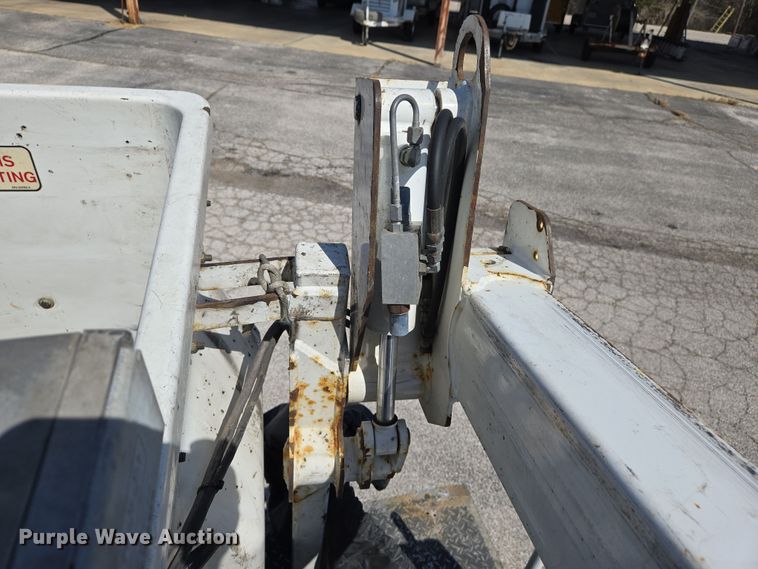 image for item DS5326 2015 Ford F450 Super Duty XL bucket truck