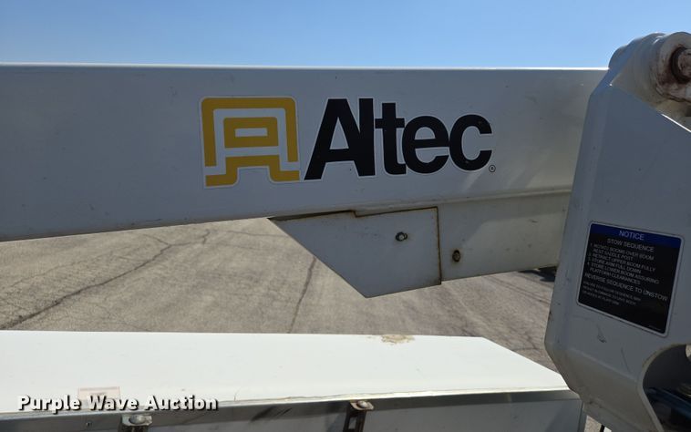 image for item DS5326 2015 Ford F450 Super Duty XL bucket truck