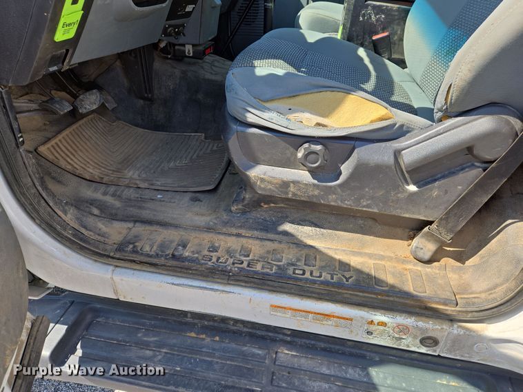 image for item DS5326 2015 Ford F450 Super Duty XL bucket truck