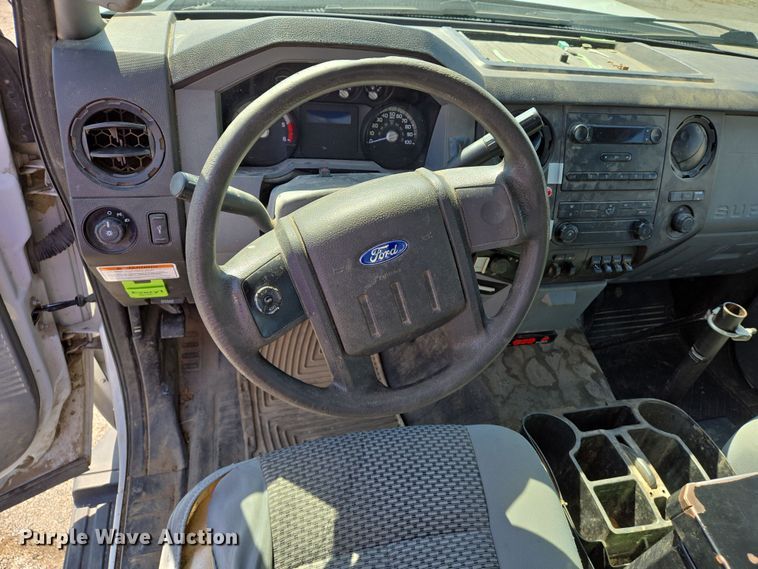 image for item DS5326 2015 Ford F450 Super Duty XL bucket truck