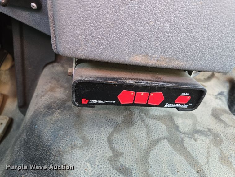 image for item DS5326 2015 Ford F450 Super Duty XL bucket truck