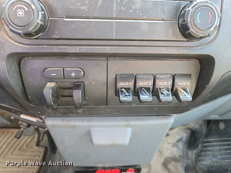 image for item DS5326 2015 Ford F450 Super Duty XL bucket truck