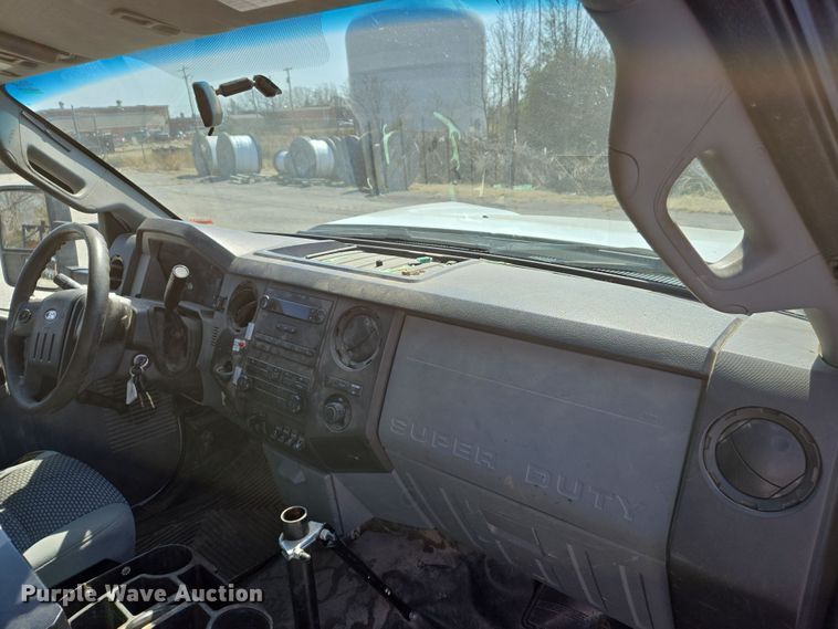 image for item DS5326 2015 Ford F450 Super Duty XL bucket truck