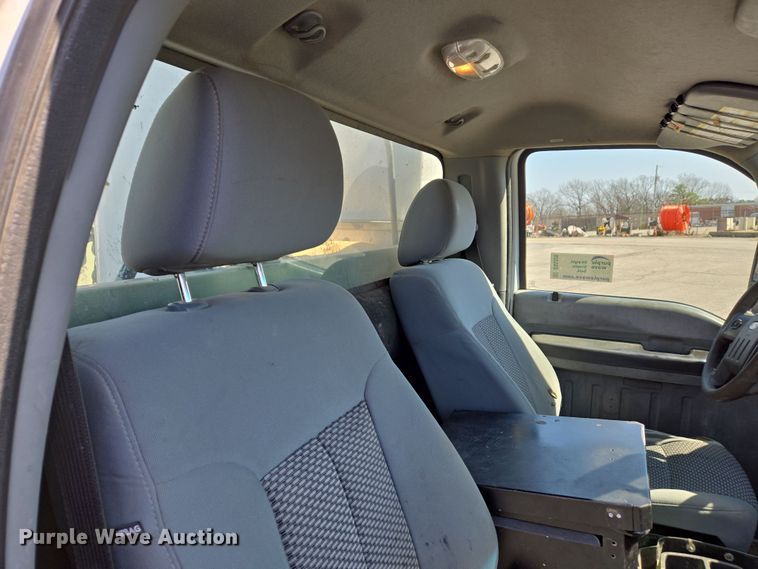 image for item DS5326 2015 Ford F450 Super Duty XL bucket truck