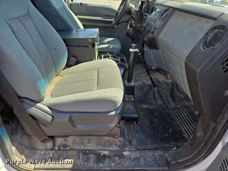 image for item DS5326 2015 Ford F450 Super Duty XL bucket truck