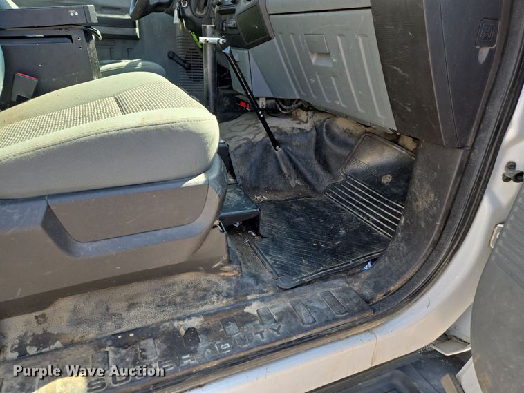 image for item DS5326 2015 Ford F450 Super Duty XL bucket truck