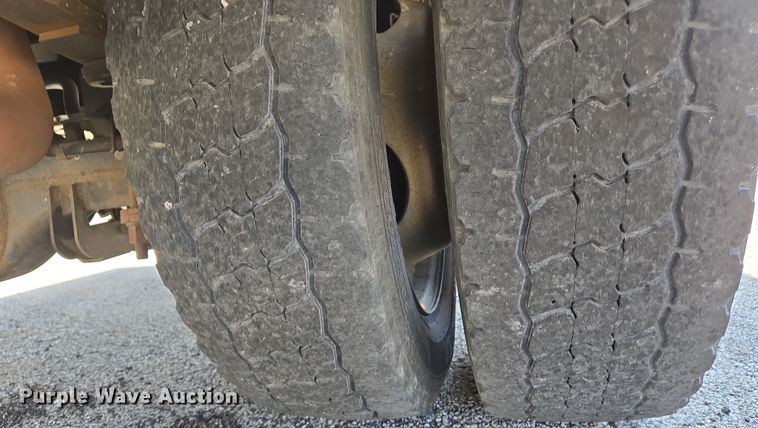 image for item DS5326 2015 Ford F450 Super Duty XL bucket truck