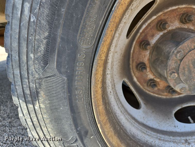 image for item DS5326 2015 Ford F450 Super Duty XL bucket truck