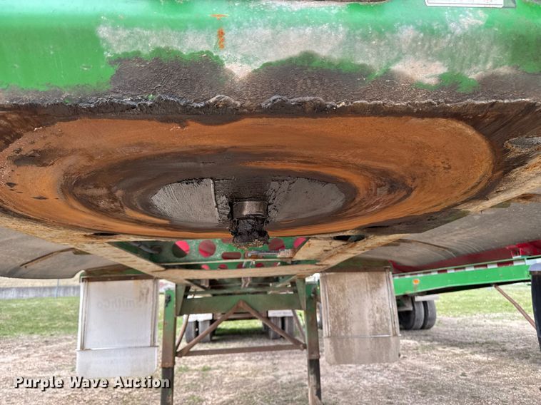 image for item DT0697 2010 SmithCo S3-42-34 side dump trailer