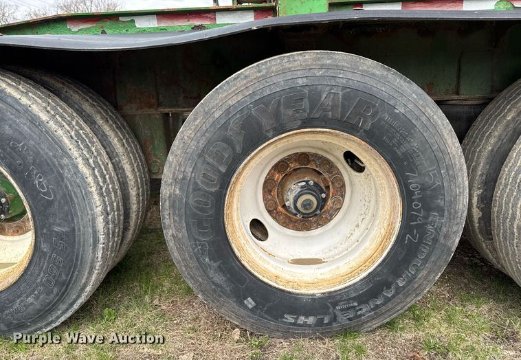 image for item DT0697 2010 SmithCo S3-42-34 side dump trailer