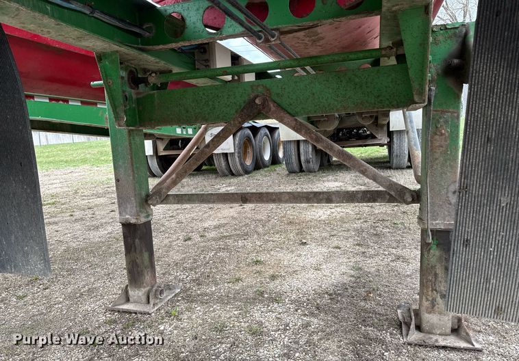 image for item DT0698 2010 SmithCo S3-42-34 side dump trailer