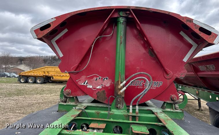 image for item DT0698 2010 SmithCo S3-42-34 side dump trailer