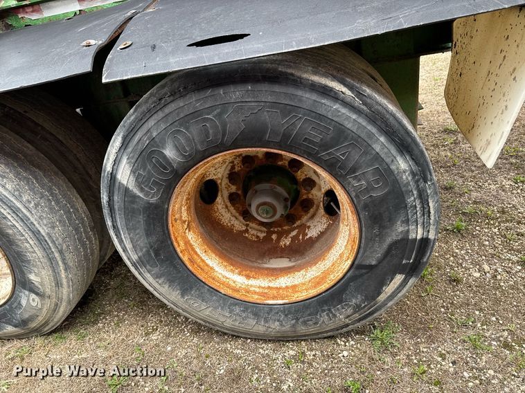 image for item DT0698 2010 SmithCo S3-42-34 side dump trailer