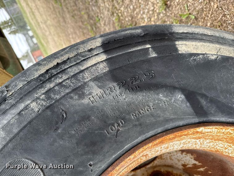 image for item DT0698 2010 SmithCo S3-42-34 side dump trailer