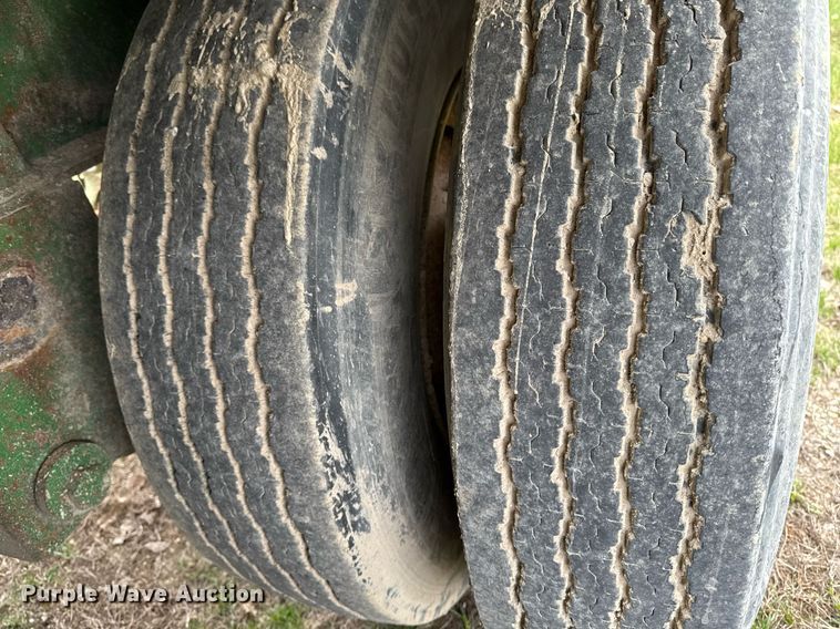 image for item DT0698 2010 SmithCo S3-42-34 side dump trailer